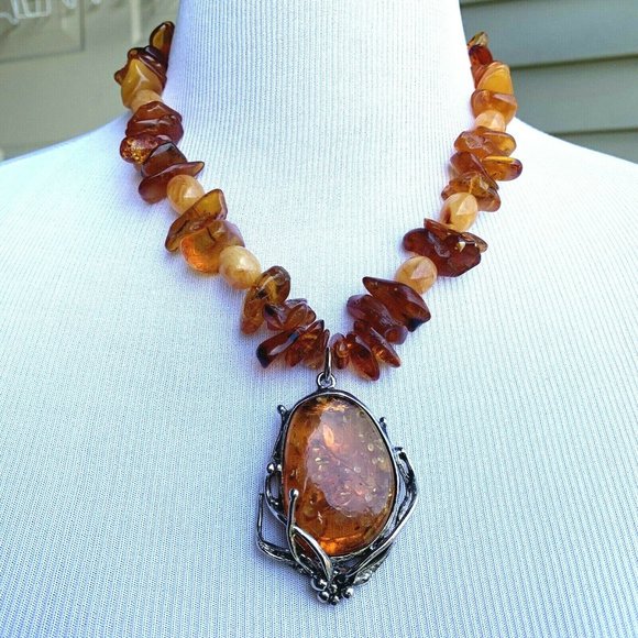Genuine Baltic Amber necklace with Pendant - Picture 5 of 8